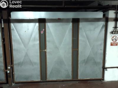 Pronájem garáže Praha, Hviezdoslavova č. 2