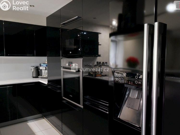 Prodej rodinného domu Vítkov, Hřbitovní č. 9