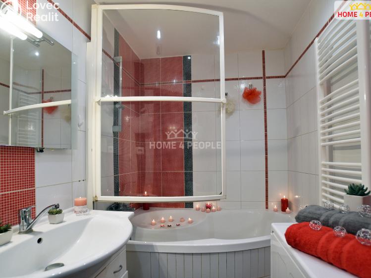 Prodej bytu 2+1 Kolín, Bezručova č. 22