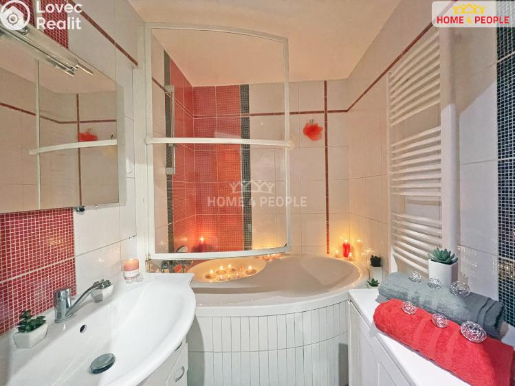 Prodej bytu 2+1 Kolín, Bezručova č. 25