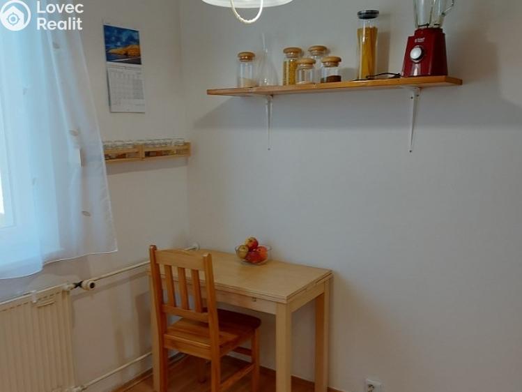 Pronájem bytu 3+1 Praha, Zbudovská č. 4