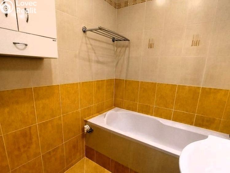 Pronájem bytu 3+1 Praha, Zbudovská č. 21