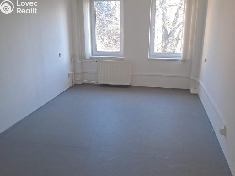 Pronájem kanceláře České Budějovice, Rudolfovská tř. 202/88 č. 8