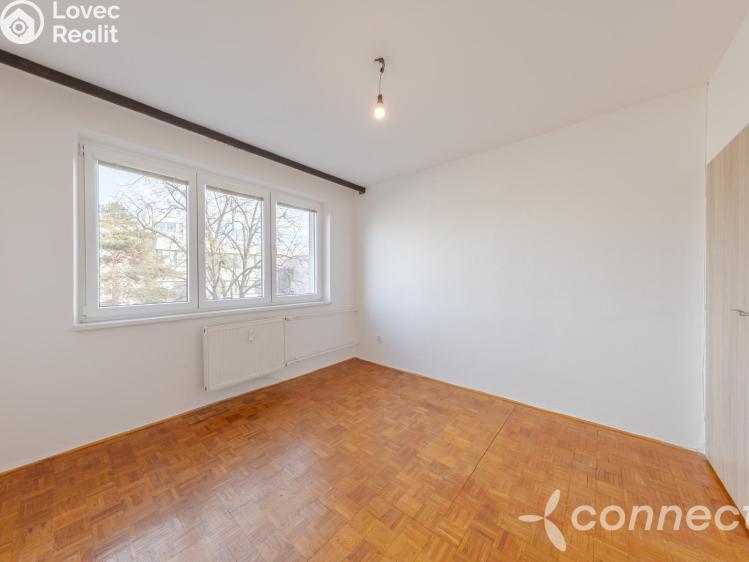 Rent apartment 3+1 Zlín, Hluboká č. 4