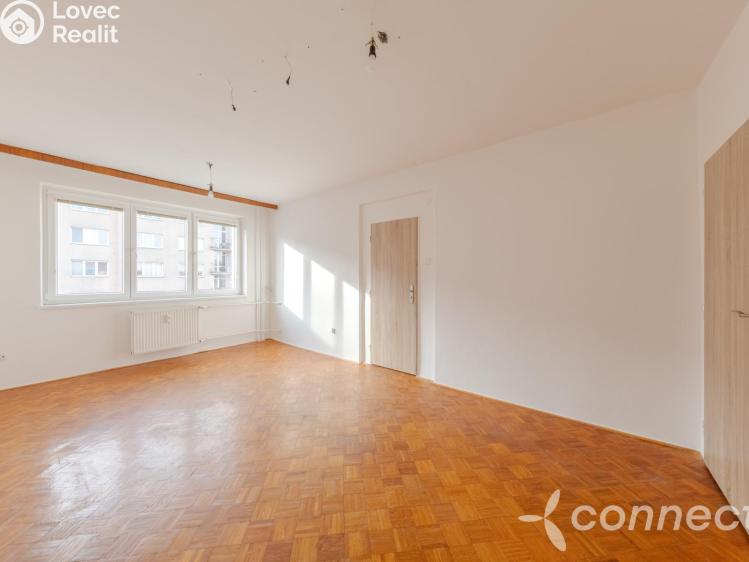 Rent apartment 3+1 Zlín, Hluboká č. 6