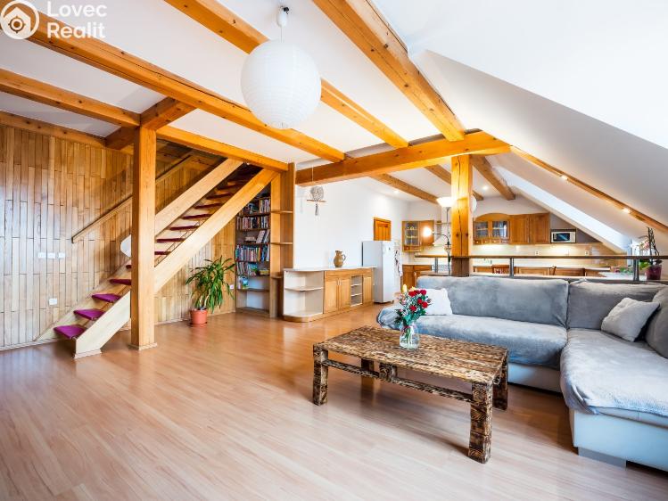 Prodej bytu 4+KK Rokytnice v Orlických horách, náměstí T. G. Masaryka č. 2