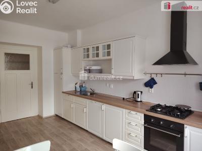 Pronájem bytu 3+1 Děčín, Sládkova č. 3