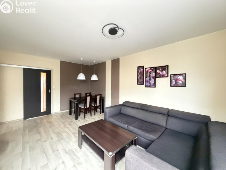 Pronájem bytu 3+1 Pardubice, Dašická 1750 č. 5