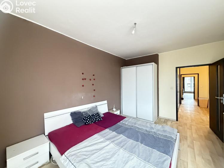 Pronájem bytu 3+1 Pardubice, Dašická 1750 č. 6