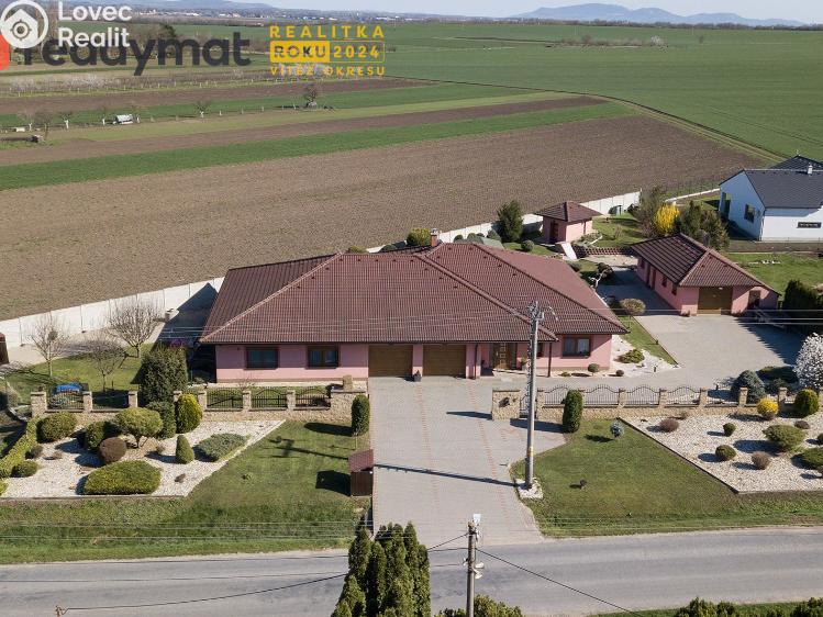 Prodej rodinného domu Loděnice č. 1