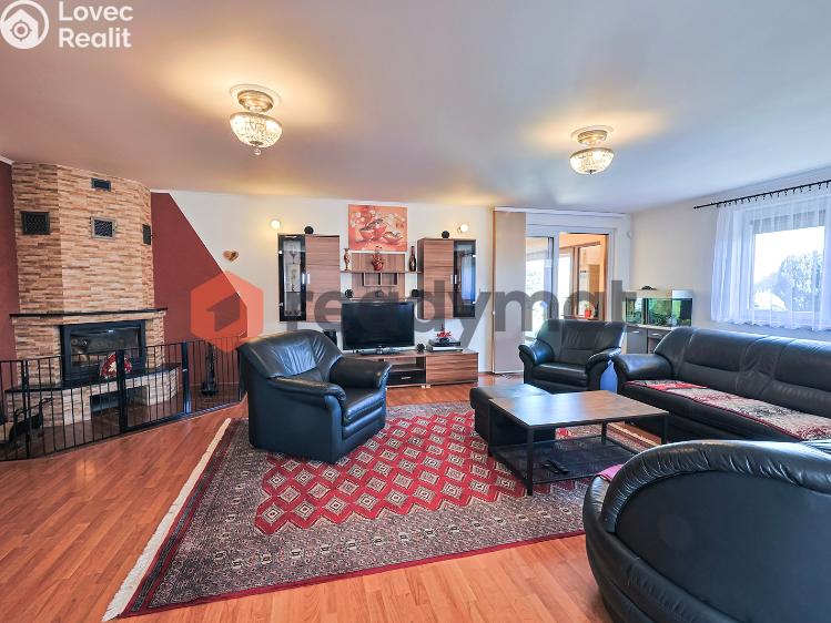 Prodej rodinného domu Loděnice č. 8