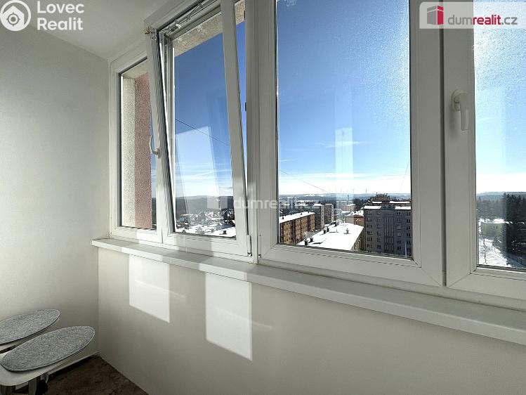 Prodej bytu 3+1 Rotava, Sídliště č. 11