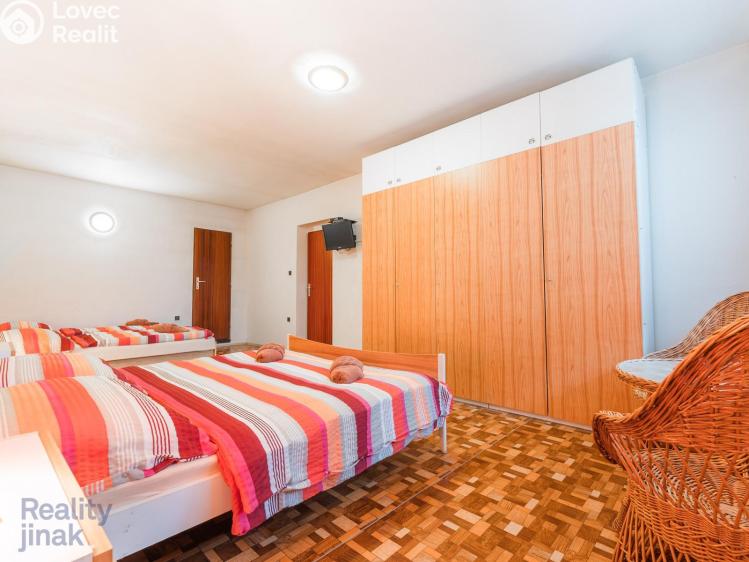 Prodej ubytovacího zařízení Dolní Dunajovice, Hlavní 555 č. 7