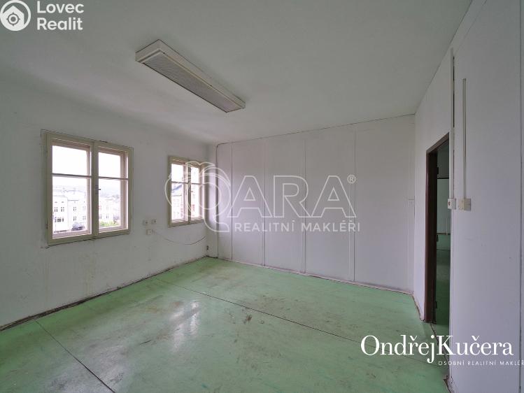 Sale apartment building Trutnov, Krakonošovo náměstí 123 č. 21