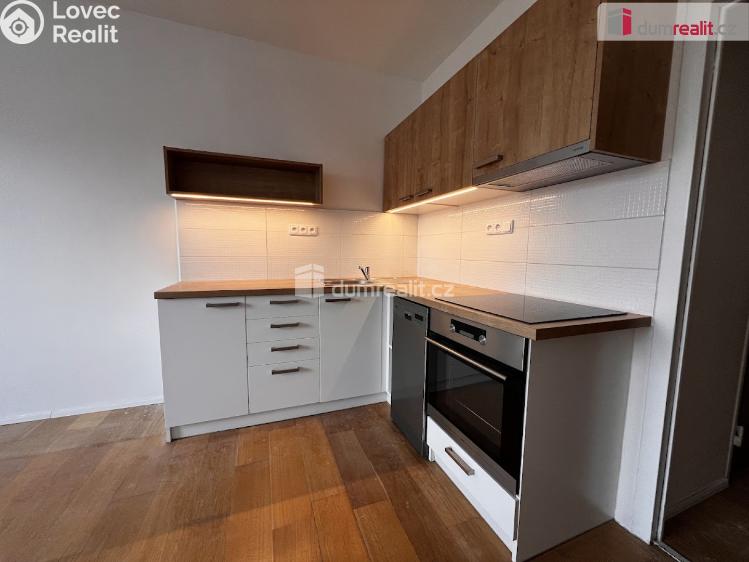 Prodej bytu 2+KK Zlín, U Trojáku č. 3