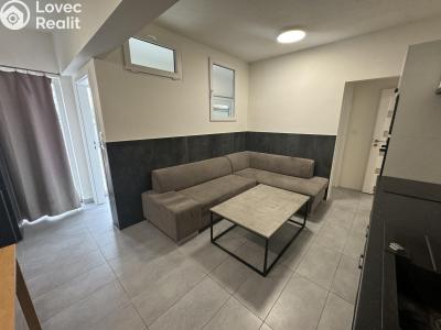 Pronájem bytu 3+KK Praha, Pernického č. 2