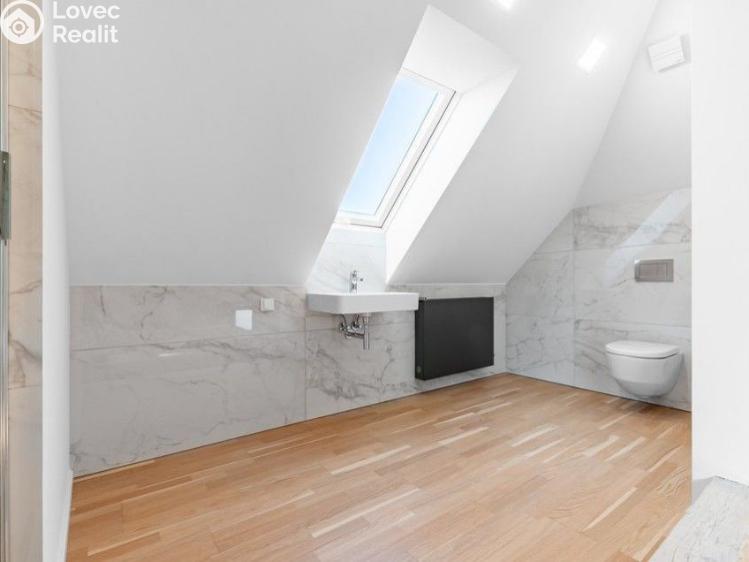 Продажа офисного помещения Praha, Herbenova č. 19