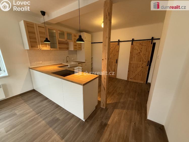 Pronájem bytu 2+KK Jílové, Mírové nám. č. 5