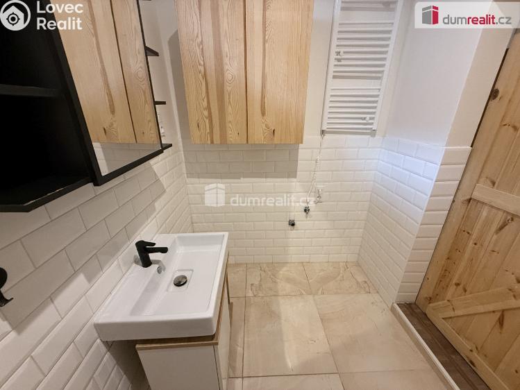 Pronájem bytu 2+KK Jílové, Mírové nám. č. 19