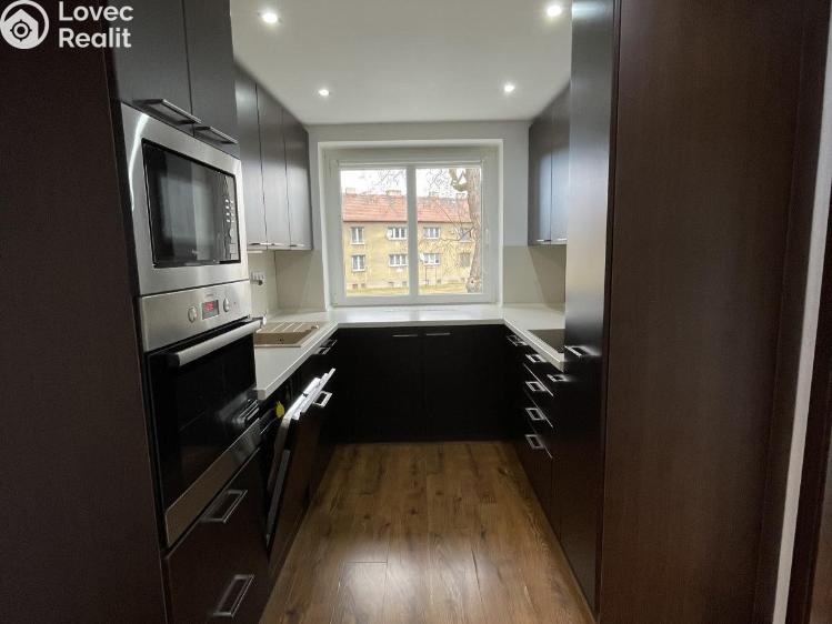 Pronájem bytu 3+1 Staňkovice č. 1