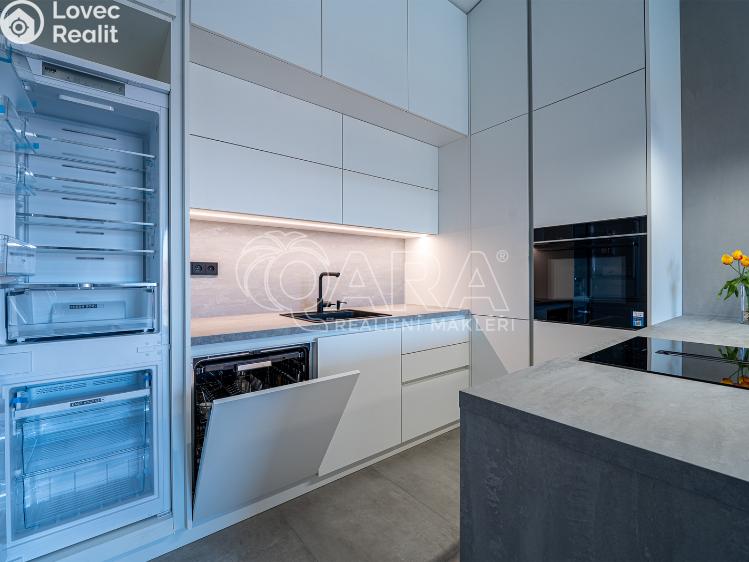 Rent apartment 2+KK Hostivice, V Koutě 69 č. 10