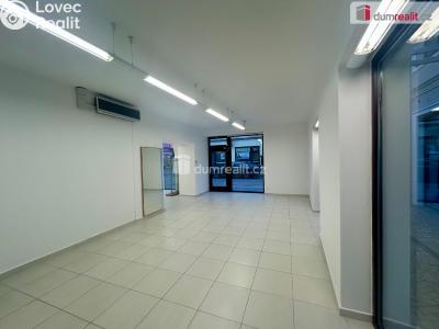 Rent commercial space Kolín, Pražská č. 4