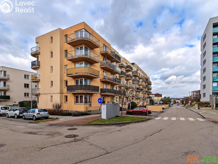 Pronájem bytu 3+KK Praha, Dobrovolného č. 20