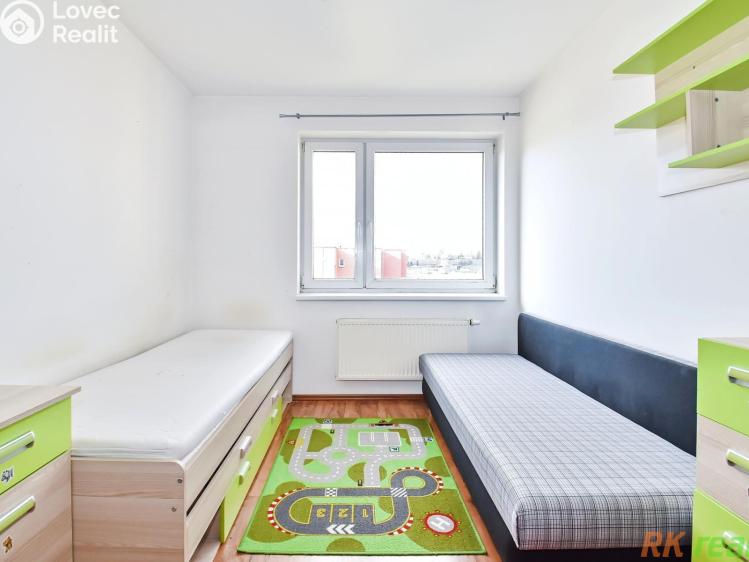 Pronájem bytu 3+KK Praha, Dobrovolného č. 24