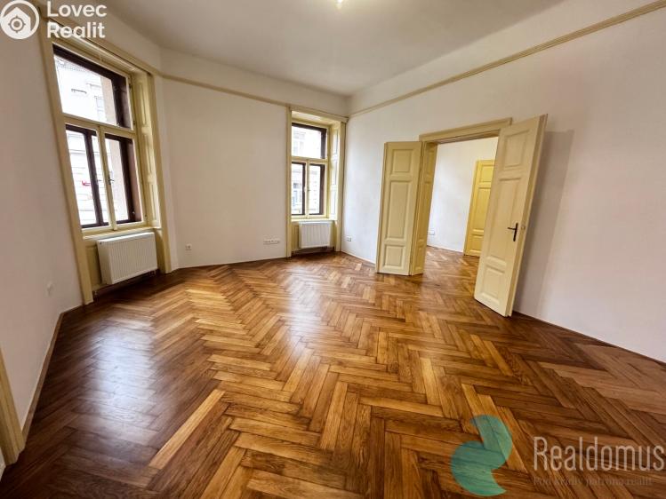 Pronájem bytu 3+KK České Budějovice, tř. 28. října č. 7