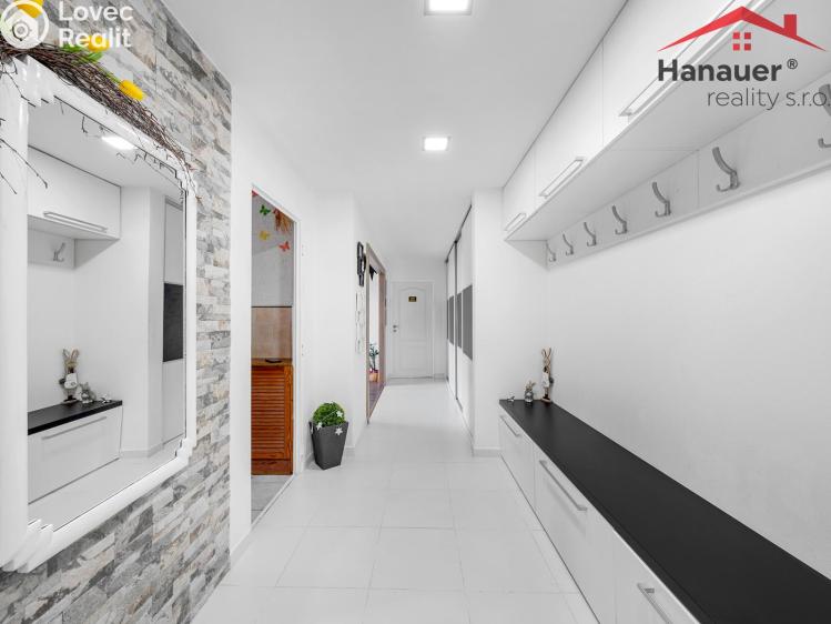 Prodej bytu 3+1 Jílové, Lipová č. 13