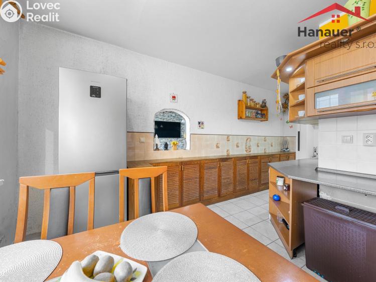 Prodej bytu 3+1 Jílové, Lipová č. 17