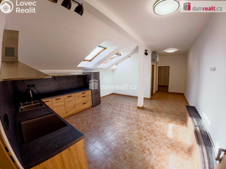 Pronájem bytu 2+KK Kolín, Štítného č. 2