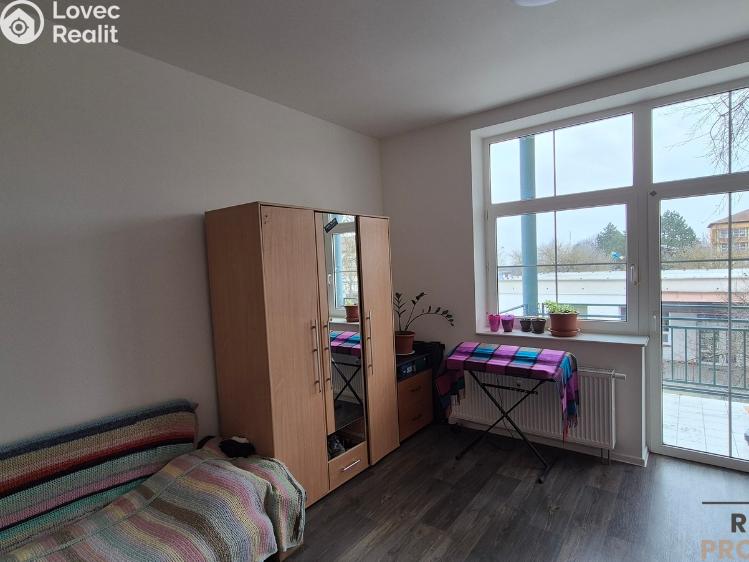 Prodej bytu 1+1 Břeclav, Na Valtické 736/86 č. 7