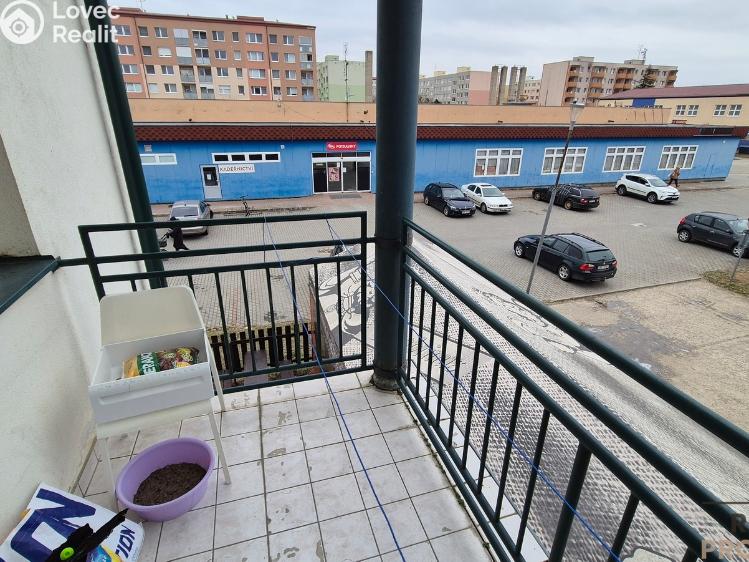 Sale apartment 1+1 Břeclav, Na Valtické 736/86 č. 12