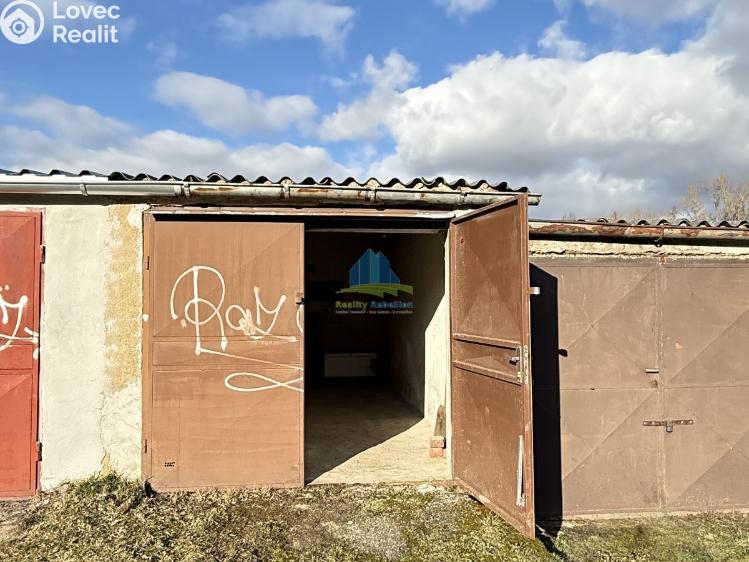 Prodej garáže Cheb, Dyleňská č. 8