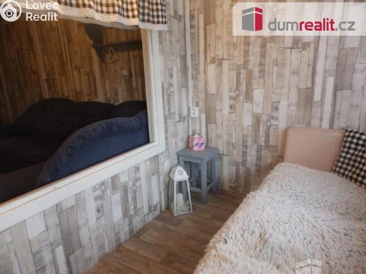 Prodej chaty Počedělice č. 8