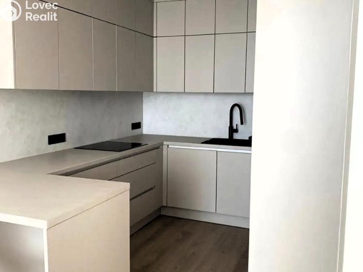 Pronájem bytu 2+KK Praha, U Zvonařky č. 4