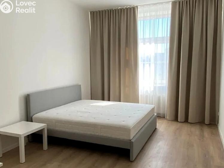 Pronájem bytu 2+KK Praha, U Zvonařky č. 8