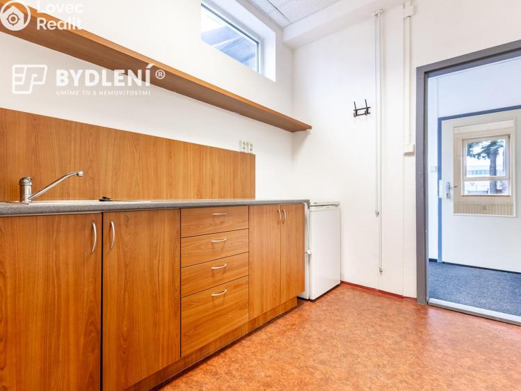 Rent office space Teplice, Tolstého 451 č. 24