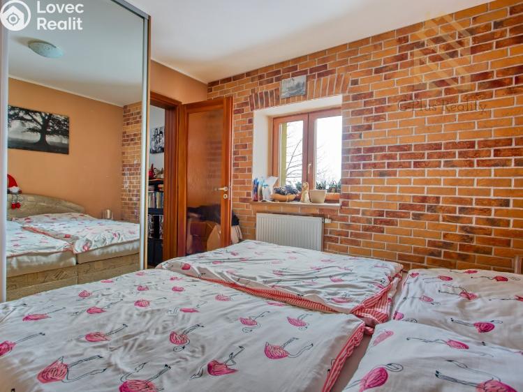 Продаж сімейного будинку Velemín č. 28