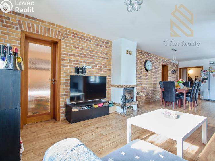 Продаж сімейного будинку Velemín č. 32