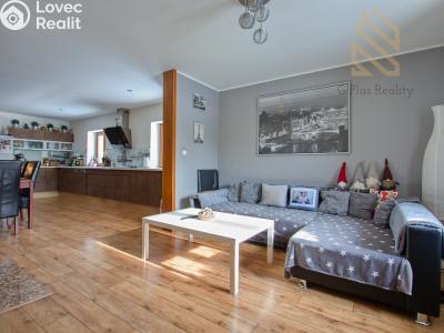 Продаж сімейного будинку Velemín č. 1