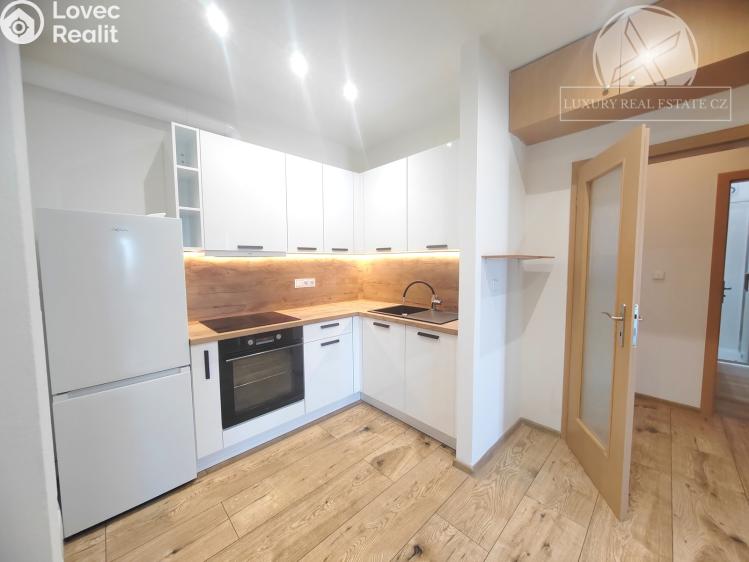 Rent apartment 3+1 Praha, Kladenská č. 2