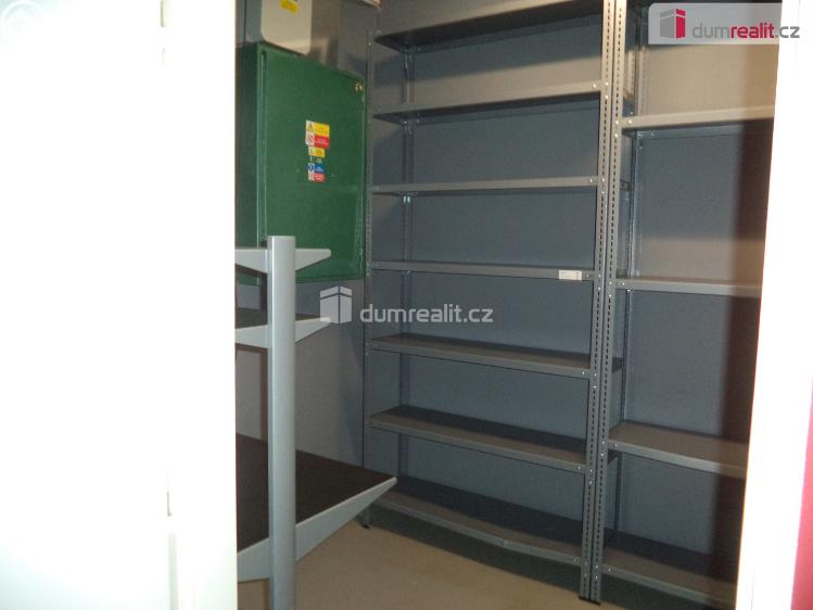 Rent commercial space Ostrava, Krmelínská č. 13