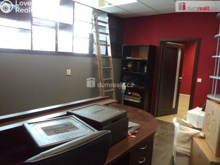 Rent commercial space Ostrava, Krmelínská č. 16