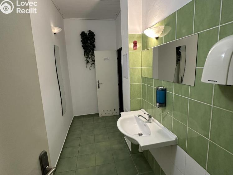 Rent office space Praha, Přístavní 531/24 č. 10