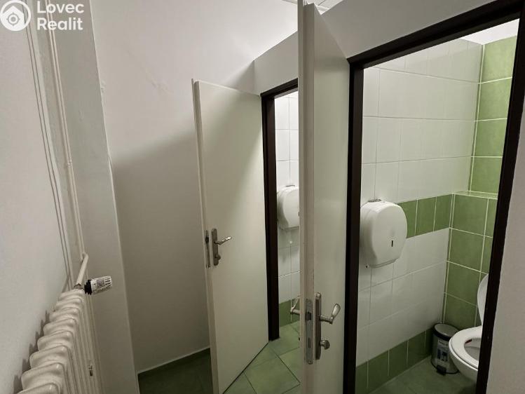 Rent office space Praha, Přístavní 531/24 č. 11