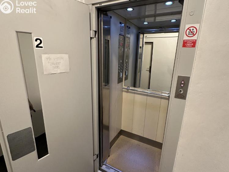 Rent office space Praha, Přístavní 531/24 č. 12