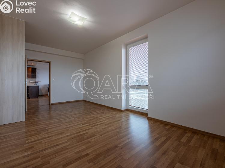 Pronájem bytu 2+KK Praha, Tvrdonická 471/1 č. 11