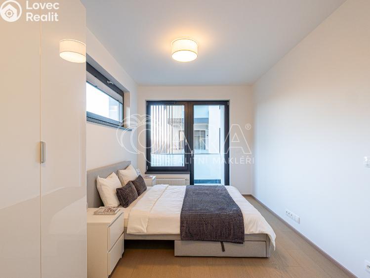 Pronájem bytu 2+KK Praha, Azzoniho č. 6